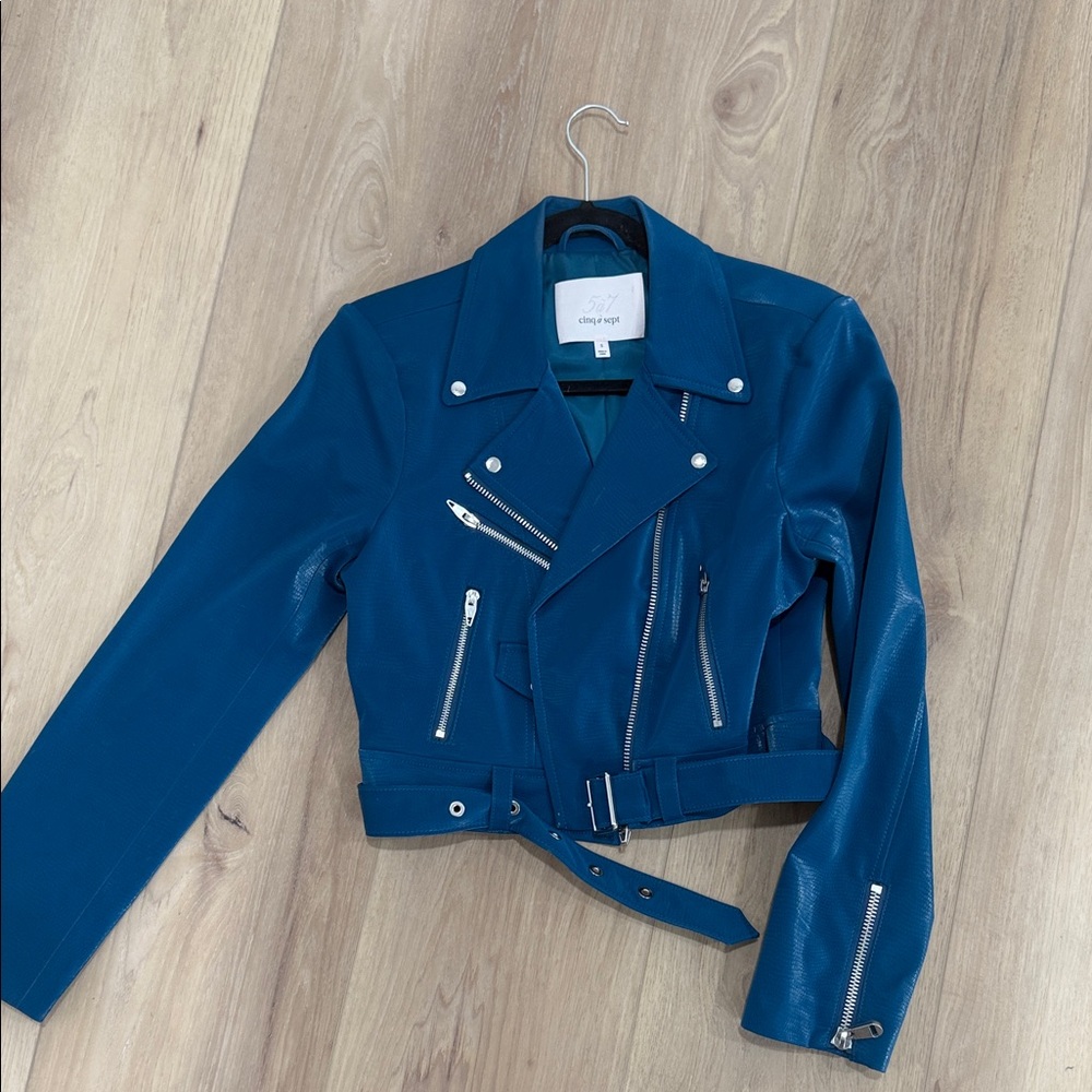 Cinq A Set Jacket Size Small - image 1